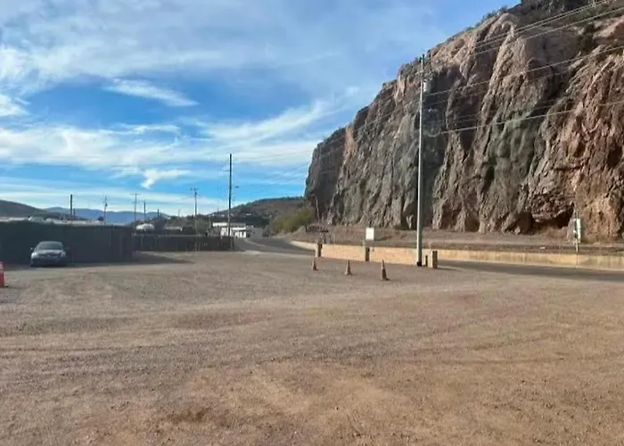 Rode Of Clifton 4*